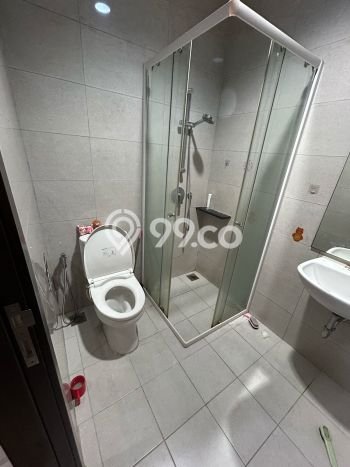 Disewakan! Rumah 2 Kamar Tidur &
2 Kamar Mandi di Pantai Indah Kapuk 2, Jakarta Utara Disewakan! Rumah 2 Kamar Tidur &
2 Kamar Mandi di Pantai Indah Kapuk 2, Jakarta Utara