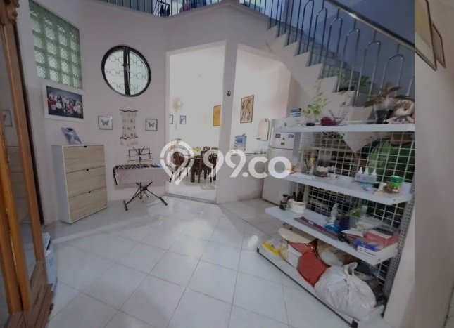 Rumah Modern 5 KT di Villa Melati Mas Tangerang Selatan Semi Furnished Rumah Modern 5 KT di Villa Melati Mas Tangerang Selatan Semi Furnished