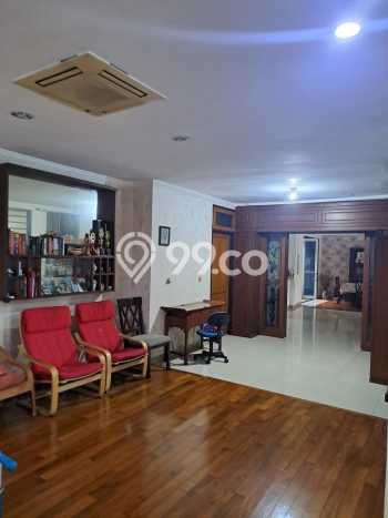 Hunian Elit LB 200m2 Siap Huni Desain Elegan di Semanan, Jakarta Barat Hunian Elit LB 200m2 Siap Huni Desain Elegan di Semanan, Jakarta Barat