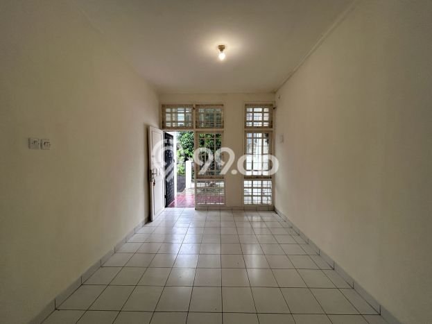 Rumah Modern Cantik 3 Kamar Bisa Langsung Pindah di Serpong Utara Rumah Modern Cantik 3 Kamar Bisa Langsung Pindah di Serpong Utara