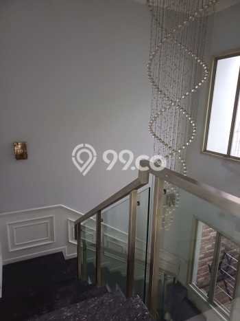 Dijual Rumah Luas Megah Dengan View Eksklusif di Alam Sutera, Tangerang Dijual Rumah Luas Megah Dengan View Eksklusif di Alam Sutera, Tangerang