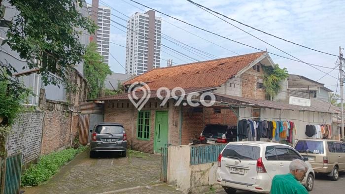 Siap Huni Rumah Mewah 4 Kamar di Kebayoran Baru Dekat ke Mana Saja Siap Huni Rumah Mewah 4 Kamar di Kebayoran Baru Dekat ke Mana Saja