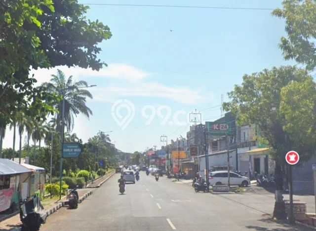 Rumah Strategis Modern Lb 180m2 di Cilacap Tengah, Cilacap Rumah Strategis Modern Lb 180m2 di Cilacap Tengah, Cilacap