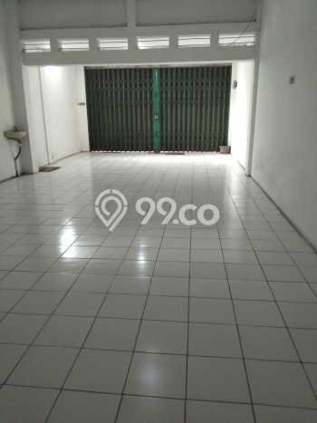 HARGA SPESIAL! Rumah Modern di Cilacap Tengah, Cilacap, LT 514m2m² Bangunan 800m2m² BISA KPR! HARGA SPESIAL! Rumah Modern di Cilacap Tengah, Cilacap, LT 514m2m² Bangunan 800m2m² BISA KPR!