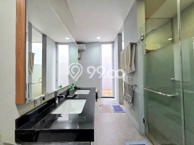 Rumah Luxury Modern Siap Huni di BSD The Green Tangerang Rumah Luxury Modern Siap Huni di BSD The Green Tangerang