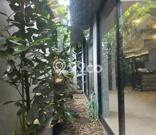 Rumah Luxury Modern Siap Huni di BSD The Green Tangerang Rumah Luxury Modern Siap Huni di BSD The Green Tangerang