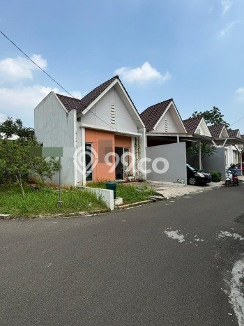 For Sale Hunian Rumah Terawat 2 KT di Gading Serpong, Tangerang For Sale Hunian Rumah Terawat 2 KT di Gading Serpong, Tangerang