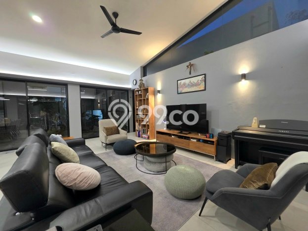 Rumah Luxury Modern Siap Huni di BSD The Green Tangerang Rumah Luxury Modern Siap Huni di BSD The Green Tangerang