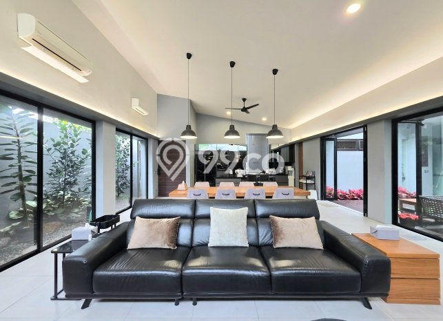 Rumah Luxury Modern Siap Huni di BSD The Green Tangerang Rumah Luxury Modern Siap Huni di BSD The Green Tangerang