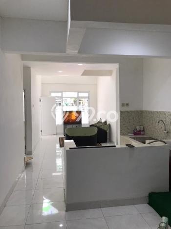 Dijual Hunian Rumah Terawat 3 KT di Bintaro, Tangerang Selatan Dijual Hunian Rumah Terawat 3 KT di Bintaro, Tangerang Selatan