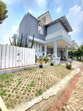 Rumah Luxury Modern Siap Huni di Bintaro Tangerang Selatan Rumah Luxury Modern Siap Huni di Bintaro Tangerang Selatan
