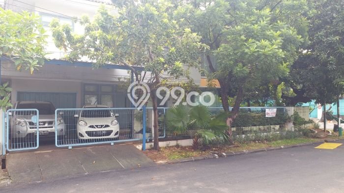 Hunian Elit LB 325m2 Siap Pakai Desain Elegan di Puri Indah, Jakarta Barat Hunian Elit LB 325m2 Siap Pakai Desain Elegan di Puri Indah, Jakarta Barat