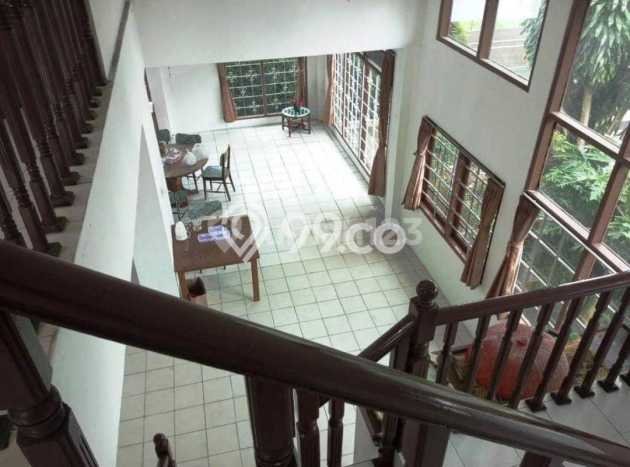 LOKASI TERBAIK! Vila di , Luas 450m2m², Lokasi Strategis dengan jalan mudah LOKASI TERBAIK! Vila di , Luas 450m2m², Lokasi Strategis dengan jalan mudah