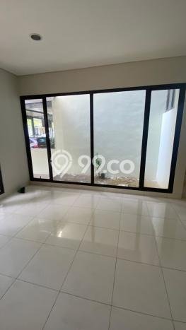 Rumah Modern Cantik 4 Kamar Siap Huni di BSD Rumah Modern Cantik 4 Kamar Siap Huni di BSD