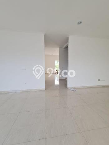 Rumah Luxury Modern Siap Huni di Pantai Indah Kapuk 2 Jakarta Utara Rumah Luxury Modern Siap Huni di Pantai Indah Kapuk 2 Jakarta Utara