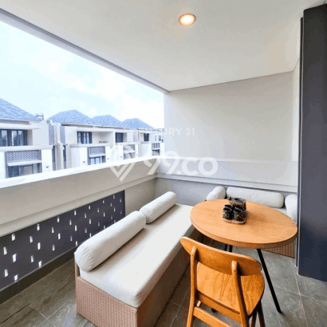For Sale! Luxury House LT 180m2 Desain Elegan di Klender For Sale! Luxury House LT 180m2 Desain Elegan di Klender