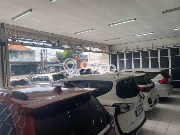 LOKASI STRATEGIS! Komersial di , Luas 370m2m², Kawasan Bisnis LOKASI STRATEGIS! Komersial di , Luas 370m2m², Kawasan Bisnis