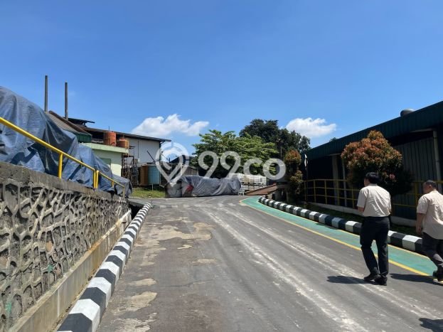 Gudang Paling Dicari LB 11000m2 Dijual di Gunung Putri Gudang Paling Dicari LB 11000m2 Dijual di Gunung Putri