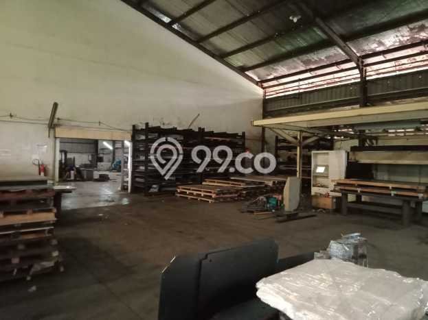 Pabrik Premium Kawasan Setu, Luas 2200m², Posisi Jalan Utama Pabrik Premium Kawasan Setu, Luas 2200m², Posisi Jalan Utama