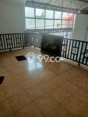 LOKASI BISNIS! Gudang For Rent di , Luas 500m2m², Area Strategis LOKASI BISNIS! Gudang For Rent di , Luas 500m2m², Area Strategis