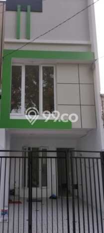 For Sale Rumah 3 Kamar Lokasi Strategis Bagus dan Strategis di Kelapa Gading For Sale Rumah 3 Kamar Lokasi Strategis Bagus dan Strategis di Kelapa Gading