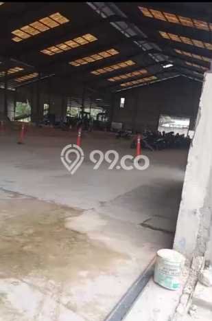 Gudang paling strategis disewakan di Cakung Jakarta Timur Gudang paling strategis disewakan di Cakung Jakarta Timur