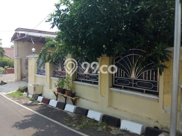 Rumah Strategis Modern Lb 450m2 di Semarang Barat, Semarang Rumah Strategis Modern Lb 450m2 di Semarang Barat, Semarang