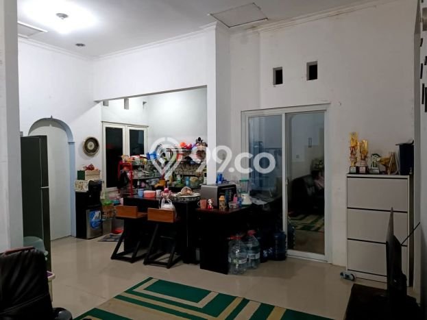Dijual Rumah 4 Kamar Lokasi Strategis Nyaman dan Strategis di Banyumanik Dijual Rumah 4 Kamar Lokasi Strategis Nyaman dan Strategis di Banyumanik