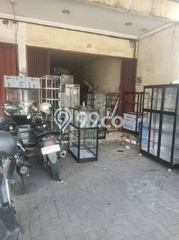 Unit Ruko Dijual di Pedurungan Semarang 136m2 Unit Ruko Dijual di Pedurungan Semarang 136m2