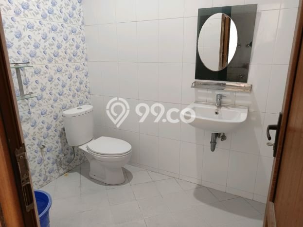 Dijual Rumah 8 Kamar Lokasi Ideal Nyaman dan Strategis di Gajah Mungkur Dijual Rumah 8 Kamar Lokasi Ideal Nyaman dan Strategis di Gajah Mungkur