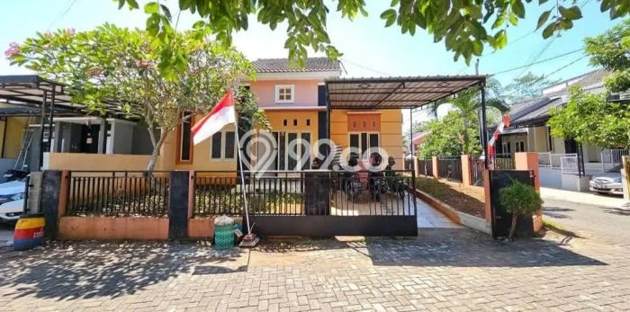 Rumah Strategis Modern Lb 75m2 di Tembalang, Semarang Rumah Strategis Modern Lb 75m2 di Tembalang, Semarang