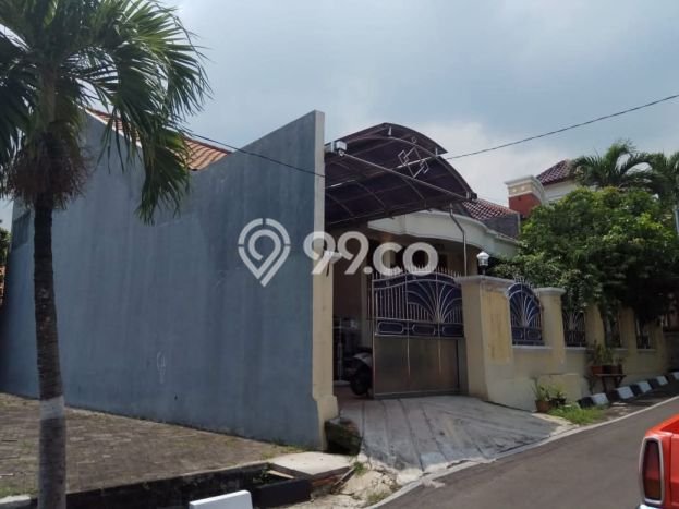 Rumah Strategis Modern Lb 450m2 di Semarang Barat, Semarang Rumah Strategis Modern Lb 450m2 di Semarang Barat, Semarang