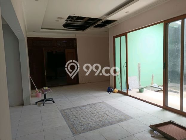 Dijual Rumah 8 Kamar Lokasi Ideal Nyaman dan Strategis di Gajah Mungkur Dijual Rumah 8 Kamar Lokasi Ideal Nyaman dan Strategis di Gajah Mungkur