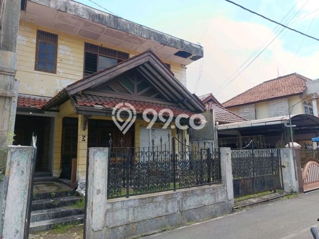 Dijual Rumah 8 Kamar Lokasi Ideal Nyaman dan Strategis di Gajah Mungkur Dijual Rumah 8 Kamar Lokasi Ideal Nyaman dan Strategis di Gajah Mungkur