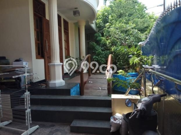Rumah Strategis Modern Lb 450m2 di Semarang Barat, Semarang Rumah Strategis Modern Lb 450m2 di Semarang Barat, Semarang