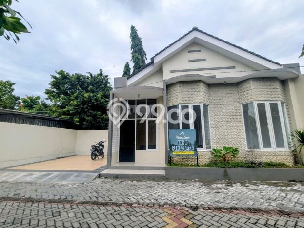 Jual Rumah Bagus Siap Huni LB 40m2 di Pedurungan, Semarang Jual Rumah Bagus Siap Huni LB 40m2 di Pedurungan, Semarang