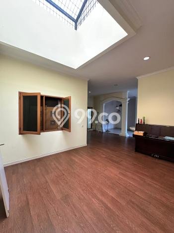 Dijual Rumah Mewah Elegan Dengan View Cantik di Pluit, Jakarta Utara Dijual Rumah Mewah Elegan Dengan View Cantik di Pluit, Jakarta Utara