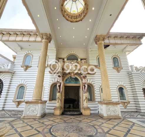 Rumah Bagus Disewakan di Pondok Indah, Jakarta Selatan LT 1397m2, LB 1200m2 Rumah Bagus Disewakan di Pondok Indah, Jakarta Selatan LT 1397m2, LB 1200m2