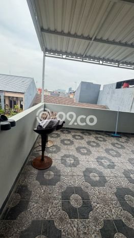 Rumah Elit LB 360m2 Siap Huni Desain Elegan di Sunter, Jakarta Utara Rumah Elit LB 360m2 Siap Huni Desain Elegan di Sunter, Jakarta Utara