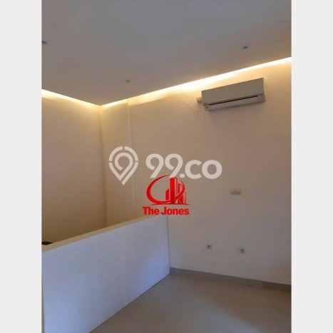 Unit Ruko disewakan di Mampang Prapatan Jakarta Selatan dengan LT 67m2 / LB 239m2 Unit Ruko disewakan di Mampang Prapatan Jakarta Selatan dengan LT 67m2 / LB 239m2