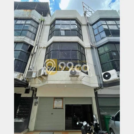 Ruko Disewa di Kebon Jeruk, Jakarta Barat, LT 62m2 / LB 220m2 Ruko Disewa di Kebon Jeruk, Jakarta Barat, LT 62m2 / LB 220m2