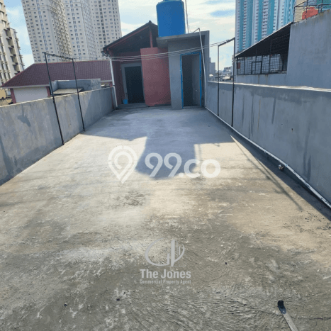 Ruko Dijual di Prime Area Jakarta Barat Luas 330m2 Ruko Dijual di Prime Area Jakarta Barat Luas 330m2