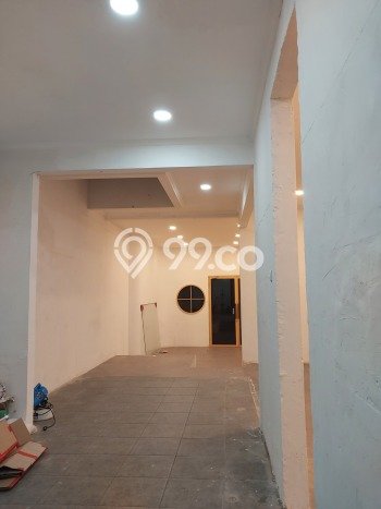 Ruko Disewakan Kawasan , Luas 71m2m², Area Bisnis, Siap Operasi Ruko Disewakan Kawasan , Luas 71m2m², Area Bisnis, Siap Operasi