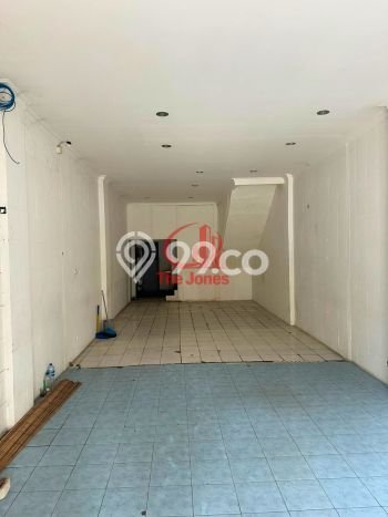 Ruko Disewa di Pasar Minggu, Jakarta Selatan, LT 60m2 / LB 240m2 Ruko Disewa di Pasar Minggu, Jakarta Selatan, LT 60m2 / LB 240m2