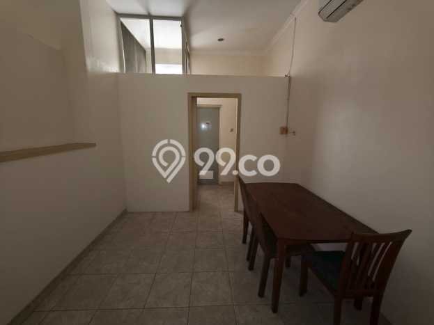Ruko Disewa di Kelapa Gading, Jakarta Utara, LT 61m2 / LB 120m2 Ruko Disewa di Kelapa Gading, Jakarta Utara, LT 61m2 / LB 120m2