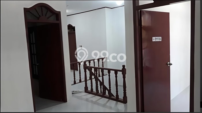 Rumah Cantik Siap Pakai Di Kelapa Gading Luas 200m2 Lokasi Strategis Rumah Cantik Siap Pakai Di Kelapa Gading Luas 200m2 Lokasi Strategis