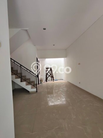 Dijual Rumah Mewah Elegan Dengan View Cantik di Rawamangun, Jakarta Timur Dijual Rumah Mewah Elegan Dengan View Cantik di Rawamangun, Jakarta Timur