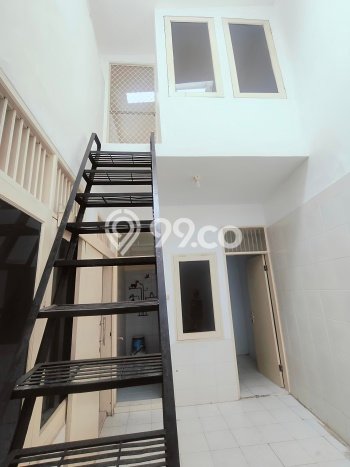 Disewakan! Rumah 4 Kamar Tidur &
1 Kamar Mandi di Sunter, Jakarta Utara Disewakan! Rumah 4 Kamar Tidur &
1 Kamar Mandi di Sunter, Jakarta Utara
