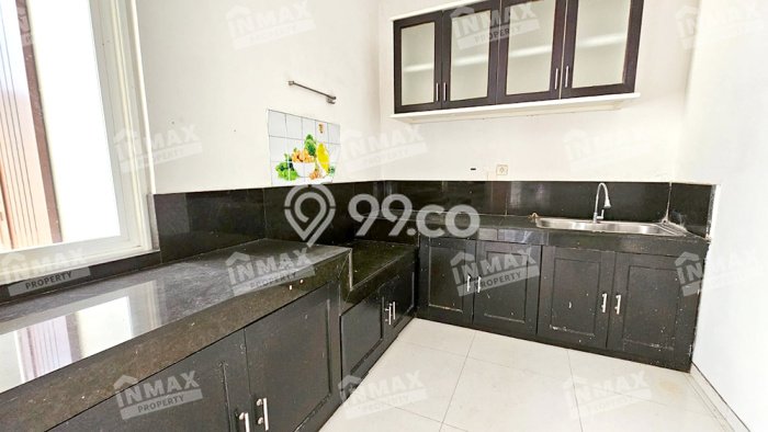 For Sale! Premium House LT 144m2 Desain Modern di Bareng For Sale! Premium House LT 144m2 Desain Modern di Bareng