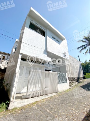 Dijual Rumah Strategis Bagus Punya 4 KT di Karangploso Malang SHM Dijual Rumah Strategis Bagus Punya 4 KT di Karangploso Malang SHM